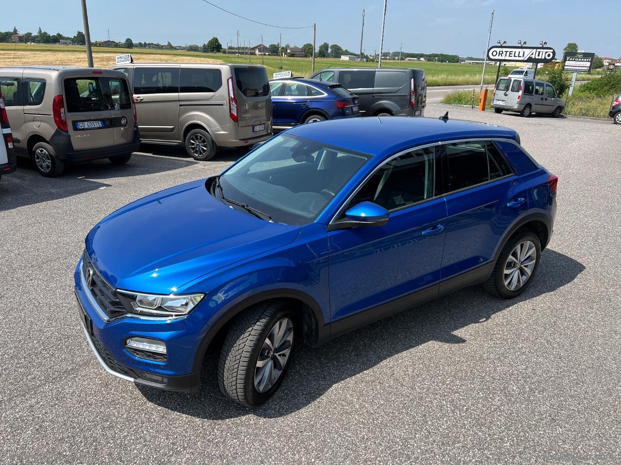 VOLKSWAGEN T-Roc 2.0 TDI 150 CV DSG Business BMT IVA DEDUCIBILE