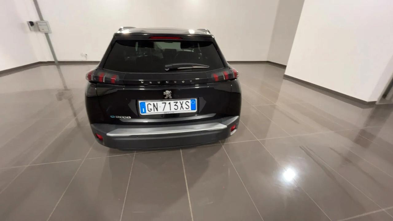 Peugeot 2008 motore elettrico 136 CV Allure Pack