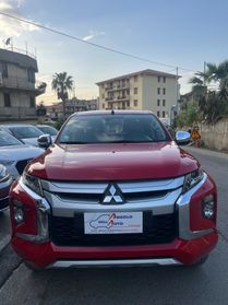 Mitsubishi L200 2.3 D Club Cab 4x4 Easy Select Inform