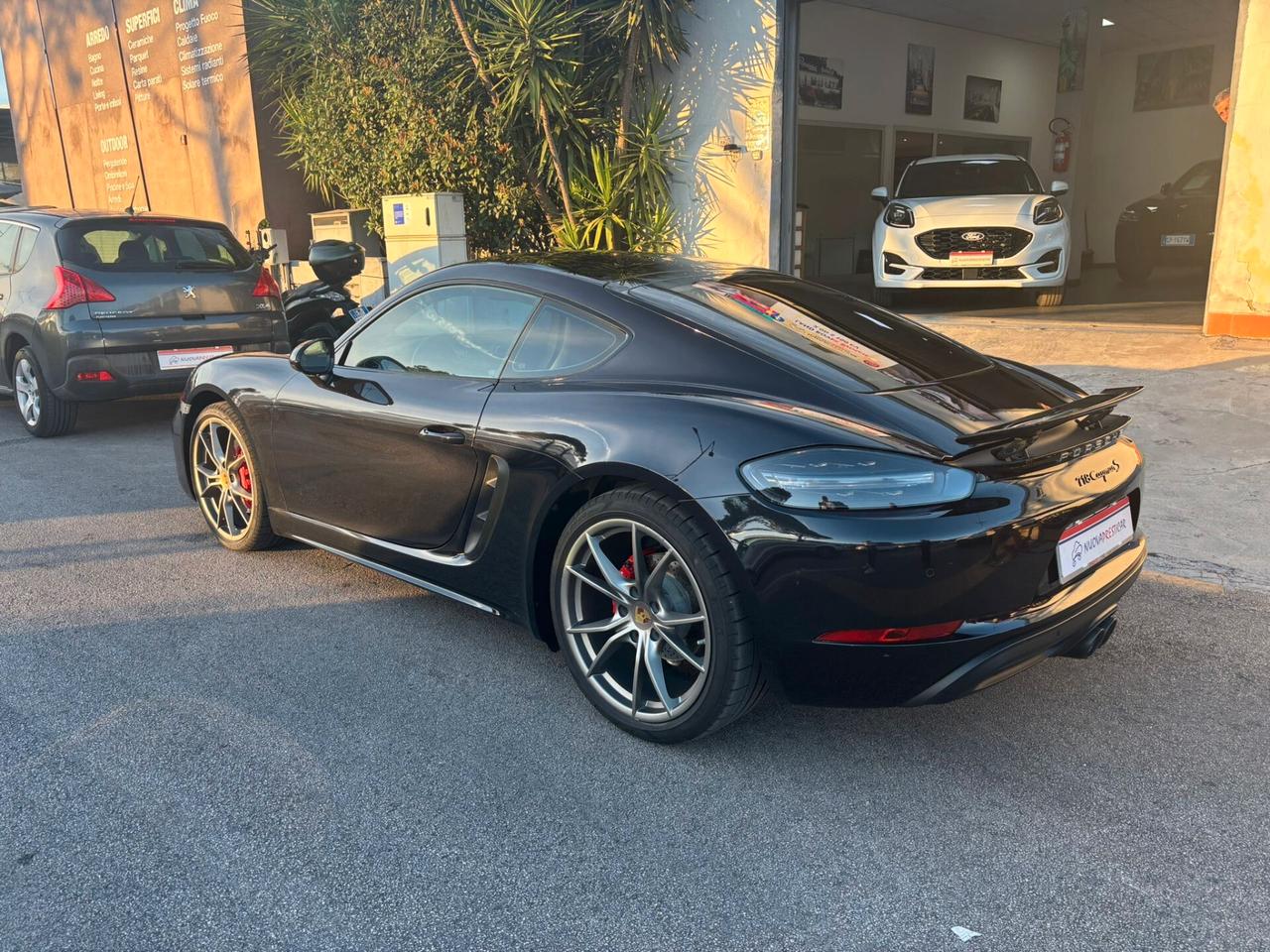 Porsche Cayman 718 S