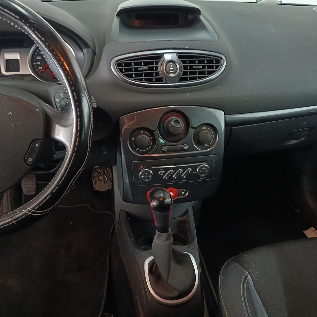 Renault Clio 1.2 BENZINA