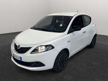 Lancia Ypsilon 1.0 firefly 69CV hybrid Silver
