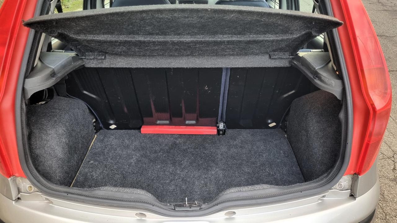 Fiat Punto 1.2i cat 5 porte ELX