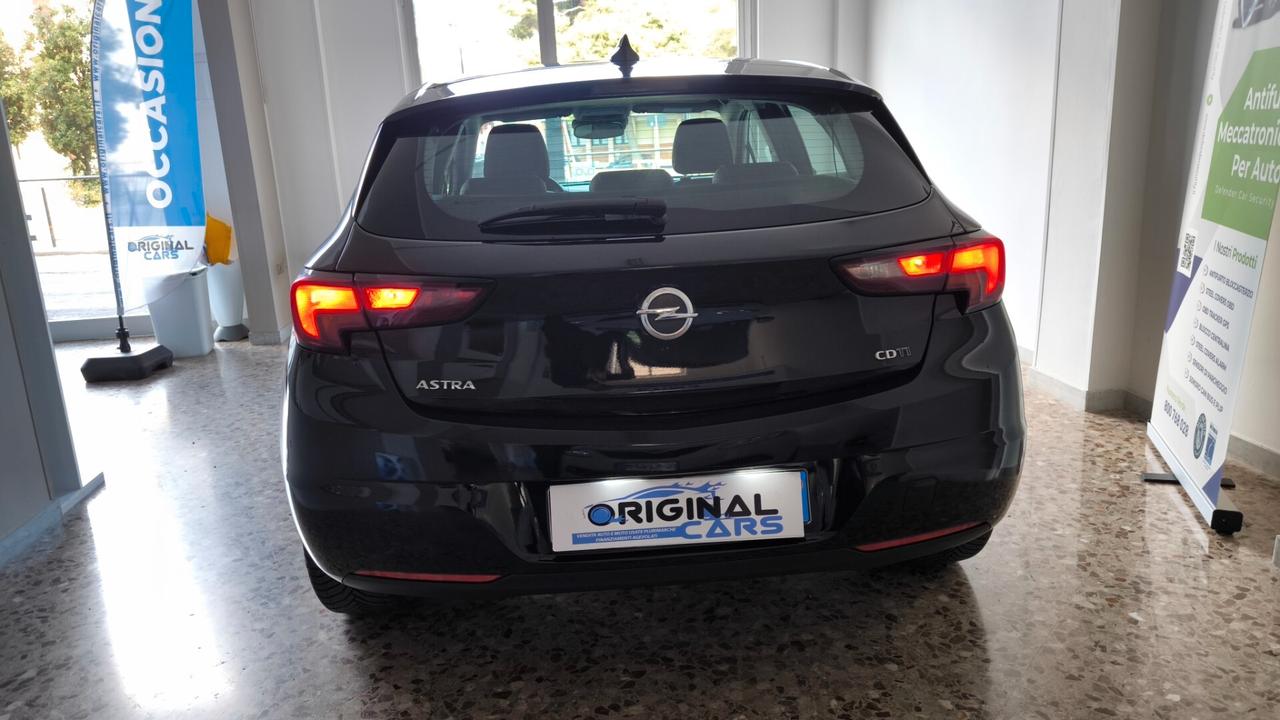 Opel Astra 1.6 CDTi 110CV Start&Stop 5 porte Innovation