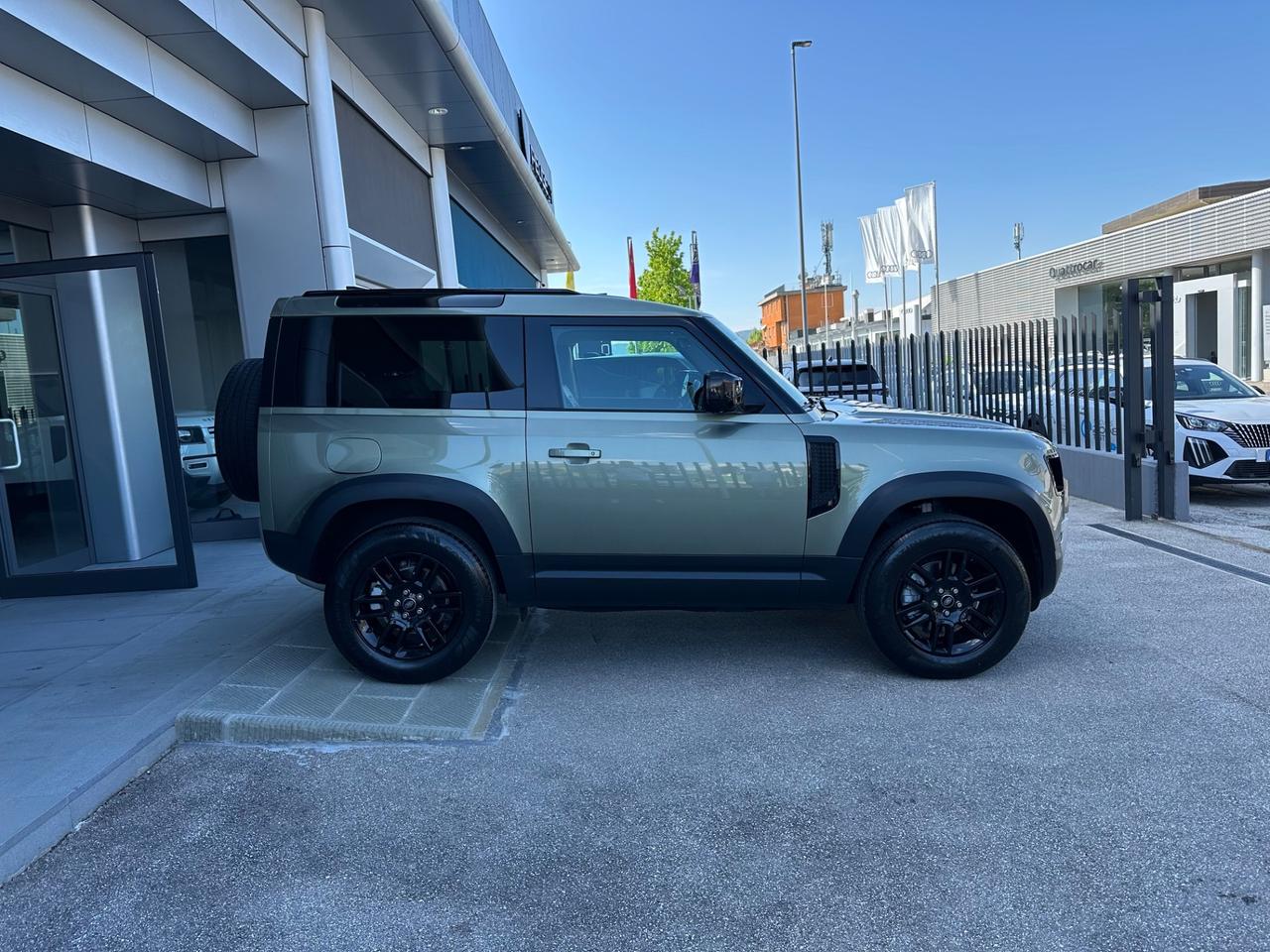 Land Rover Defender 90 3.0D I6 200 CV AWD Auto SE