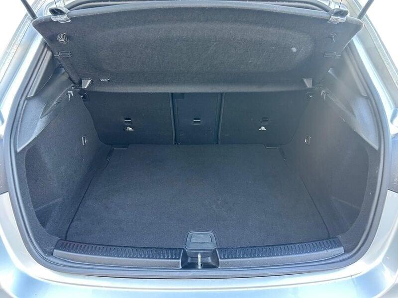 Mercedes-Benz Classe A 180 d 116 CV NAVI LED Business Extra