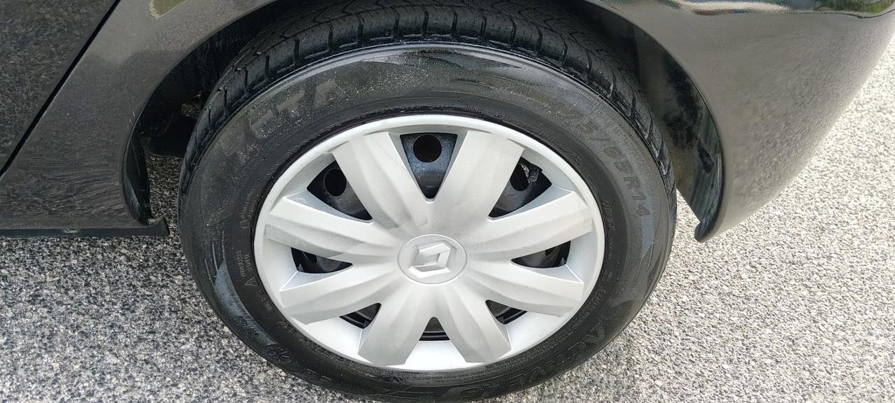 Renault Clio Storia 1.2 5 porte GPL Confort