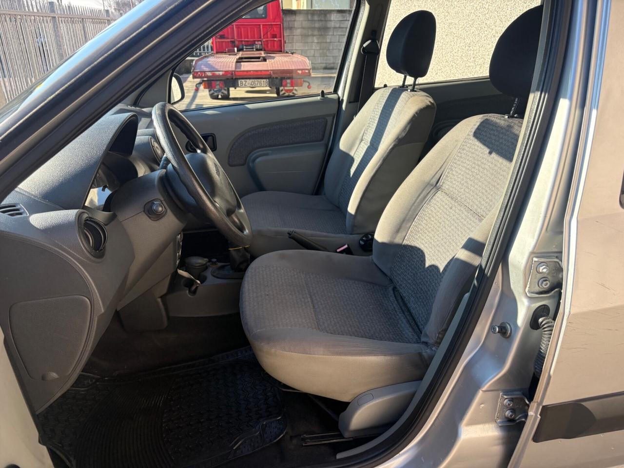 Dacia Logan MCV 1.6 5 posti Ambiance 2008