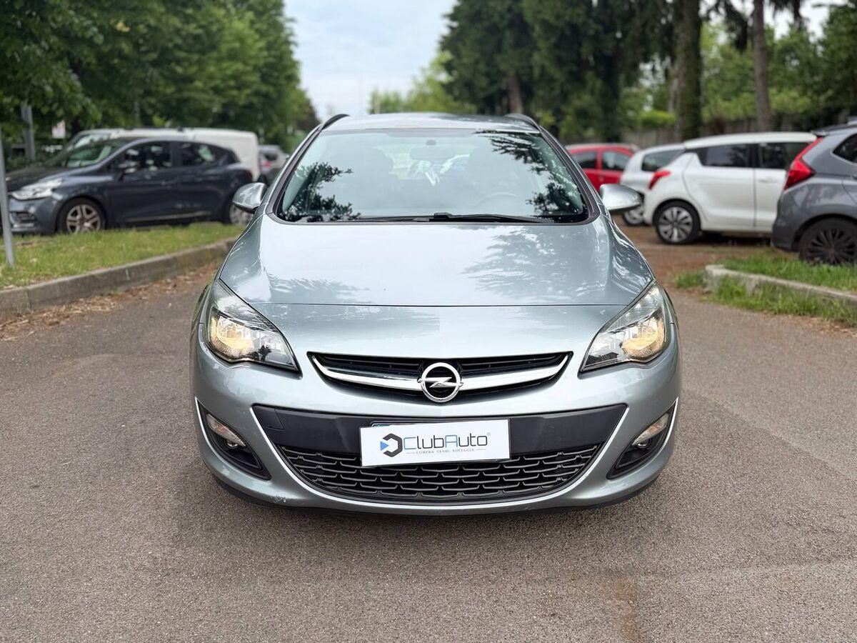 Opel Astra 1.7 cdti Cosmo 110cv