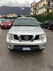 Nissan Pathfinder 2.5 dCi LE