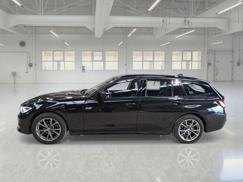 BMW 318 48V SPORT TOURING AUTO 5 PORTE STATION WAGON