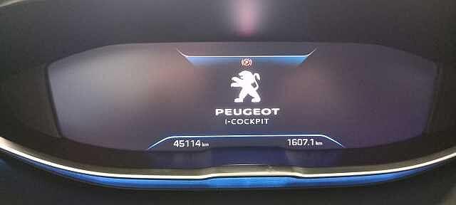 Peugeot 3008 BlueHDi 130 S&S EAT8 ALLURE