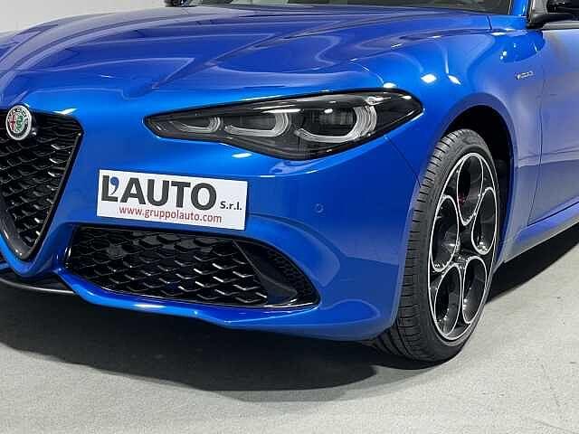 Alfa Romeo Giulia 2.2 Turbodiesel 210 CV AT8 AWD Q4 Veloce