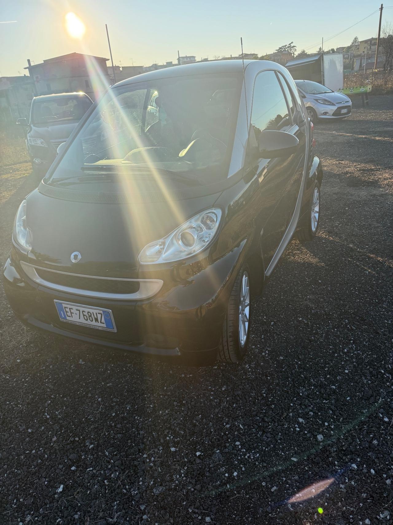 Smart ForTwo 52 kW MHD coupé Black Tailor Made
