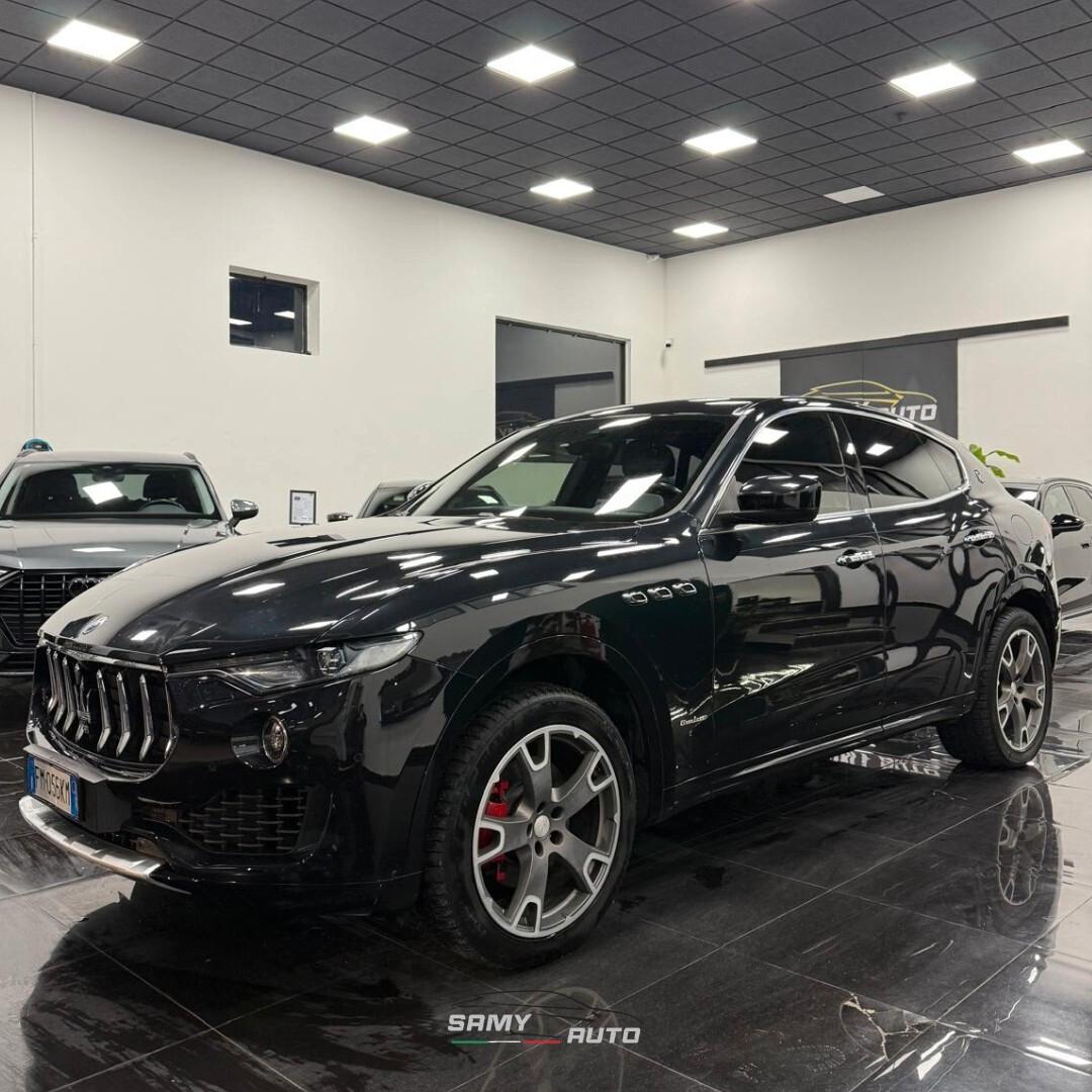Maserati Levante V6 Diesel Granlusso Nerissimo