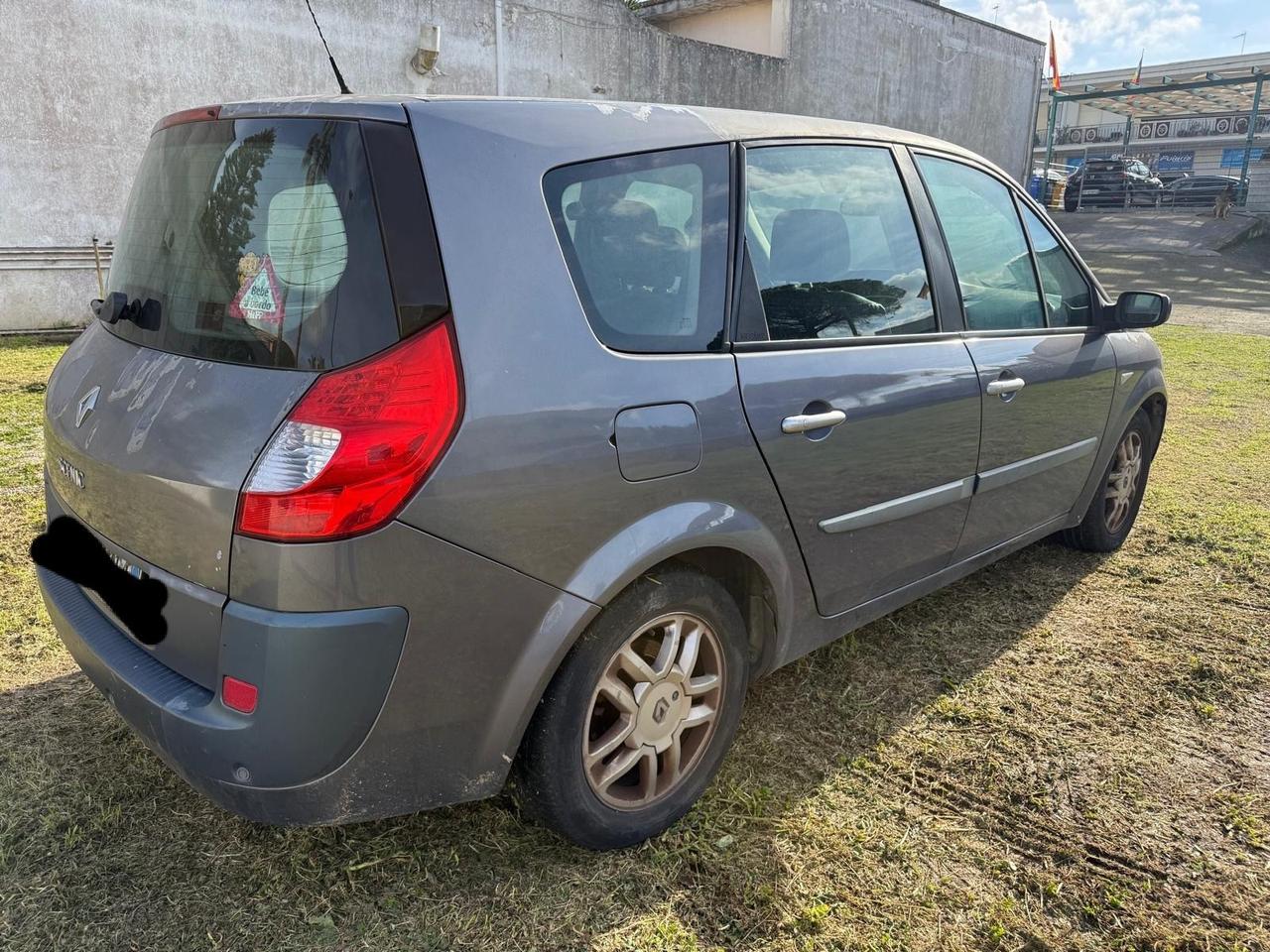 Renault Scenic Scénic 1.5 dCi/105CV 7 POSTI