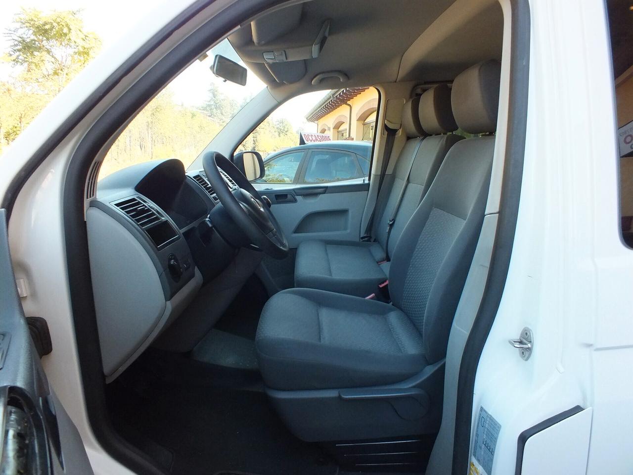 VW CARAVELLE T-5 2.0 TDI 102 CV -9-POSTI