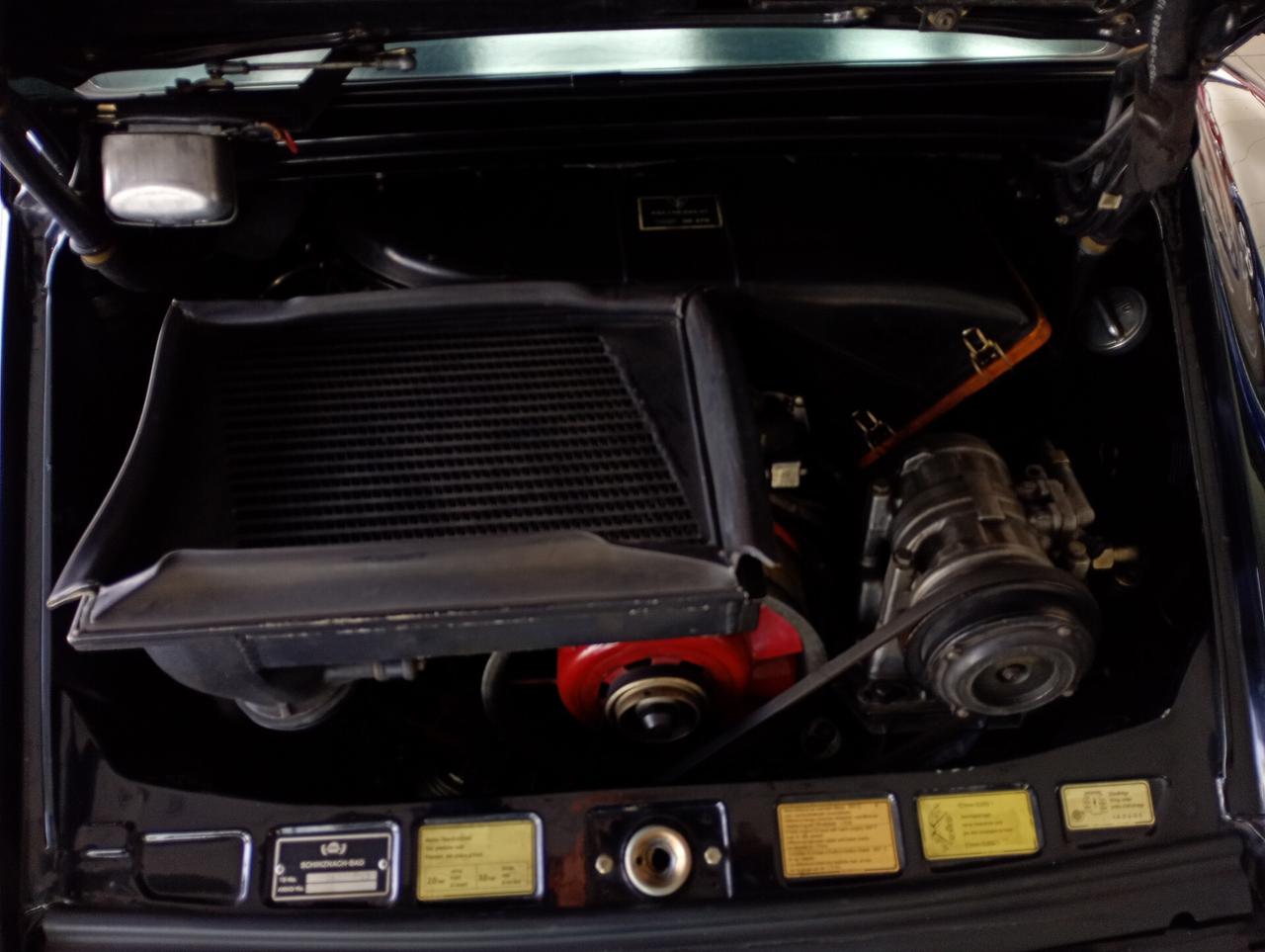 Porsche 911 930 3.3 TURBO