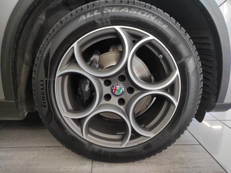 ALFA ROMEO Stelvio - Stelvio 2.2 Turbodiesel 190 CV AT8 Q4 Sprint