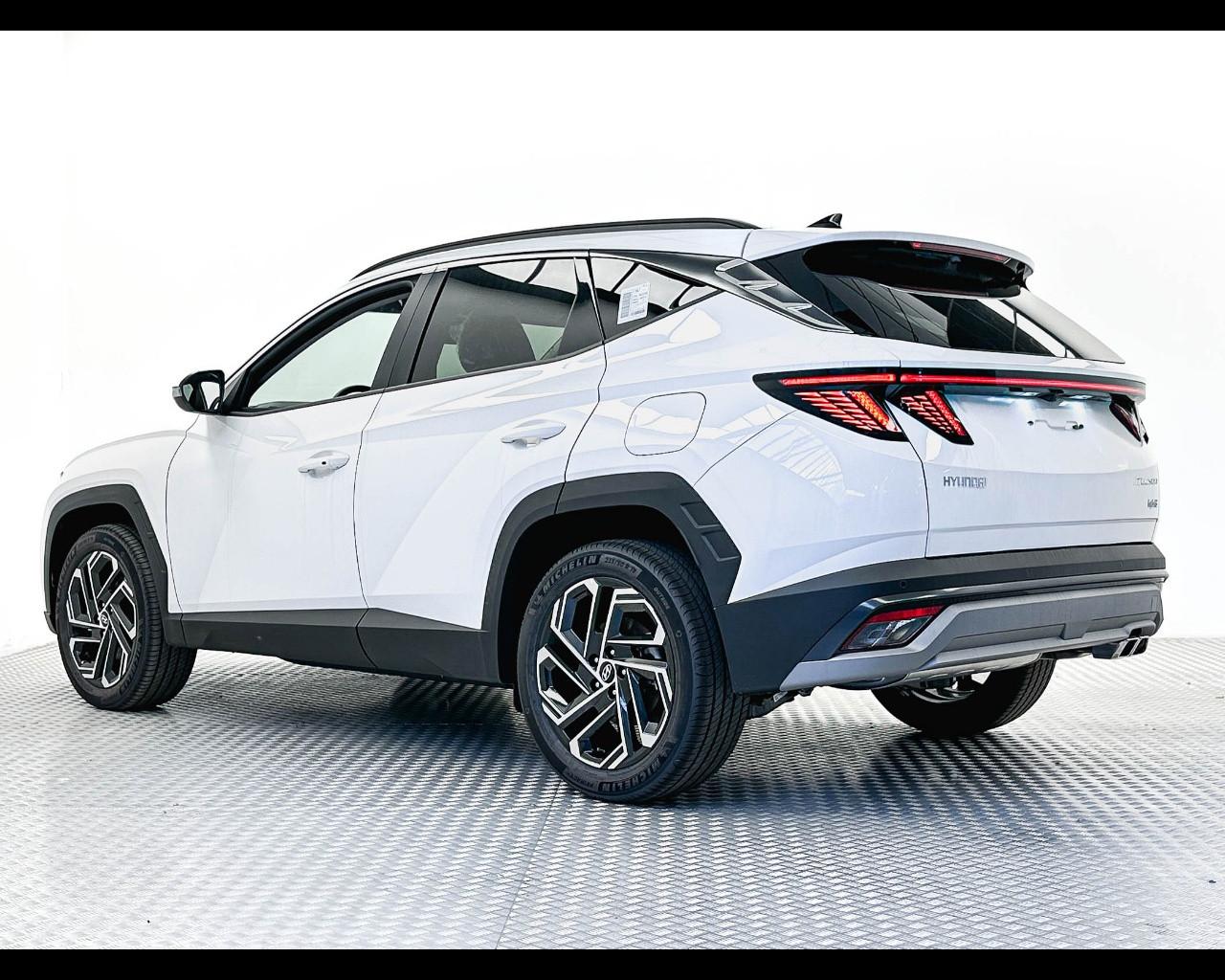 HYUNDAI TUCSON PE 1.6HEV AT 4WD EXELLENCE
