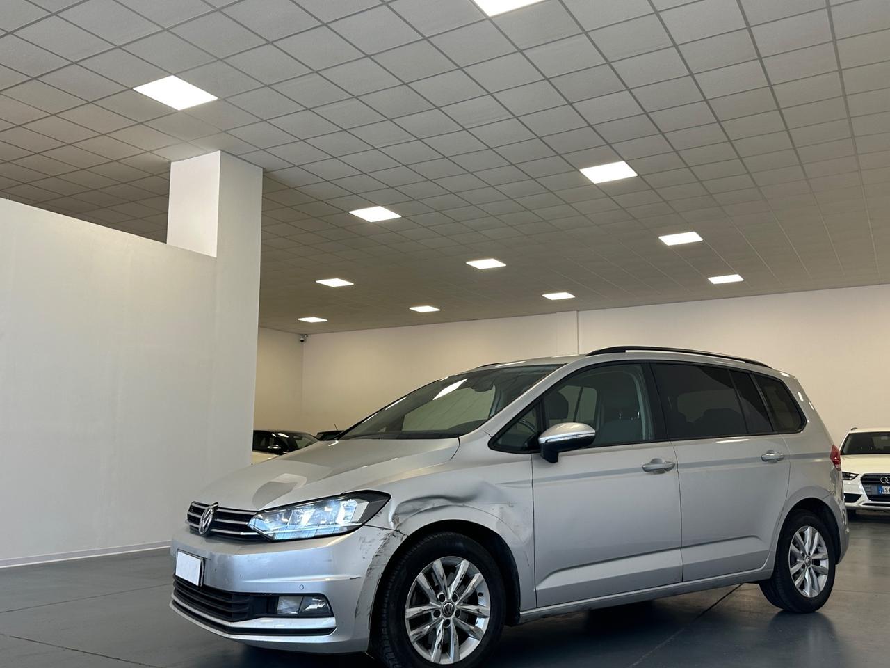 Volkswagen Touran 1.6 TDI CV SCR DSG Highline BlueMotion Technology