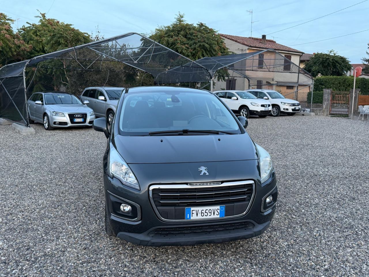 Peugeot 3008 BlueHDi 120 S&S Business