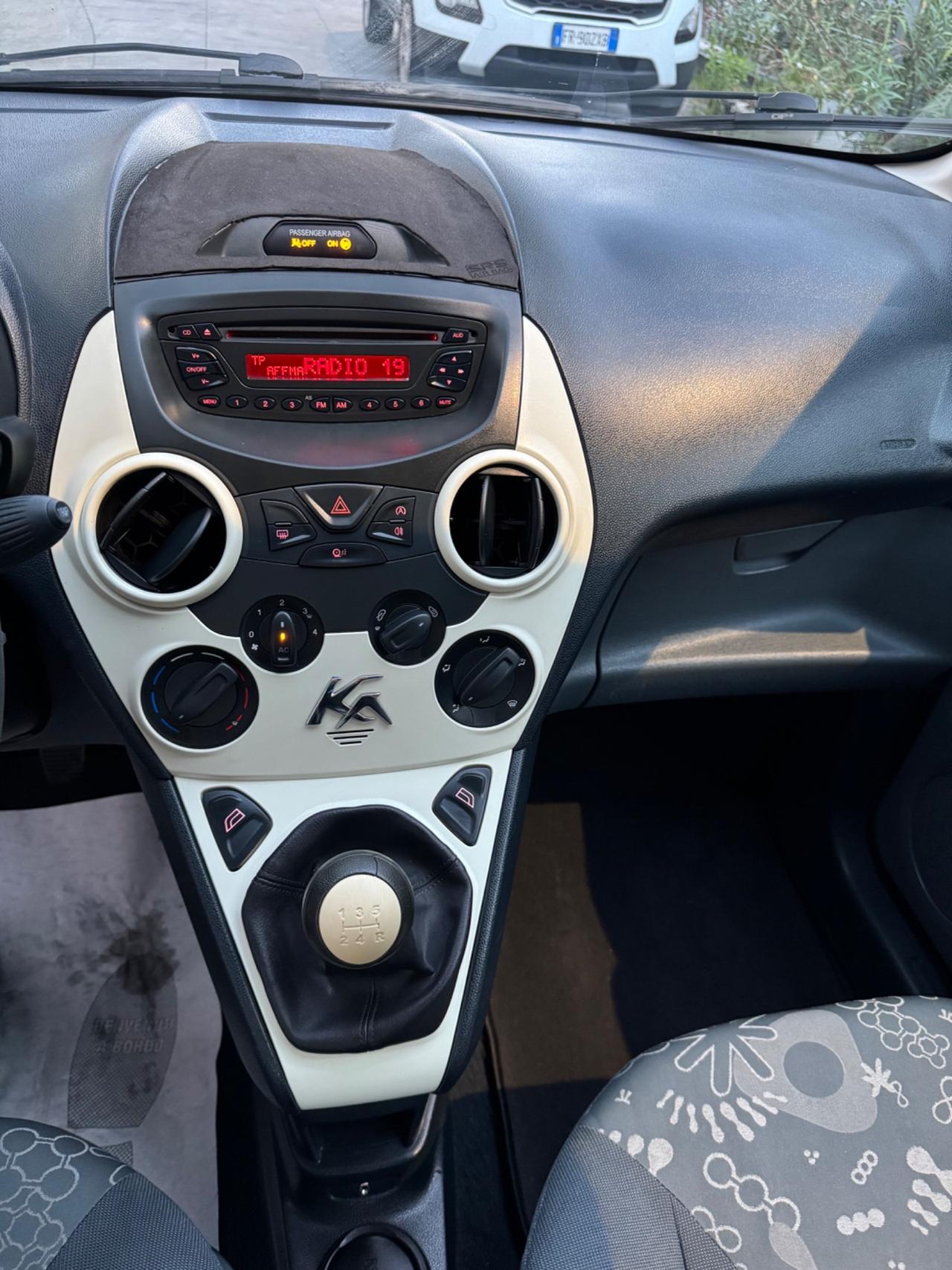 FORD KA 1.2 NEOPATENTATI KM 64 MILA