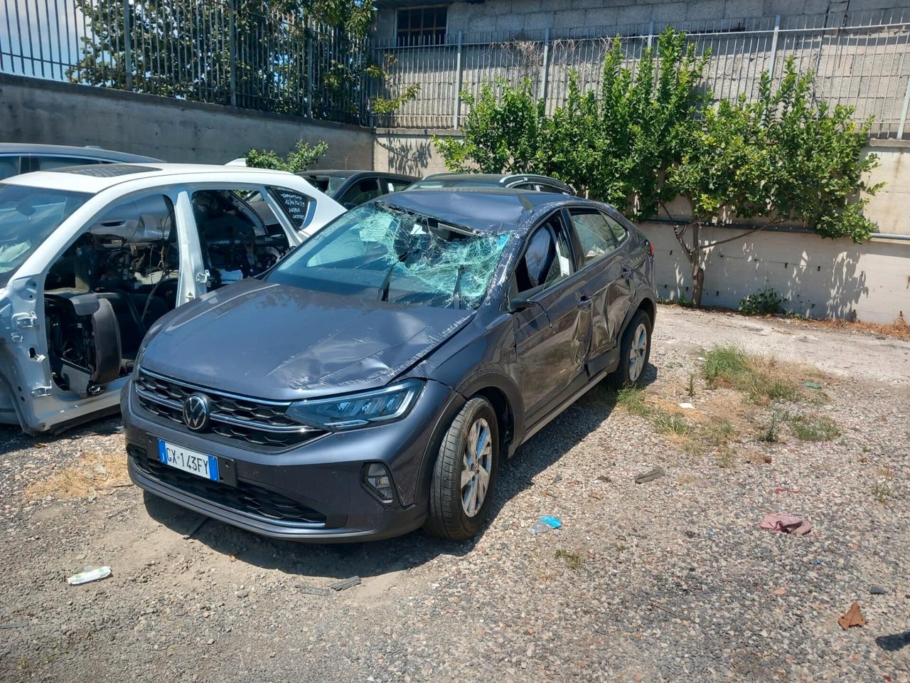 Volkswagen Taigo VOLKWAGEN Taigo 2024 SINISTRATA