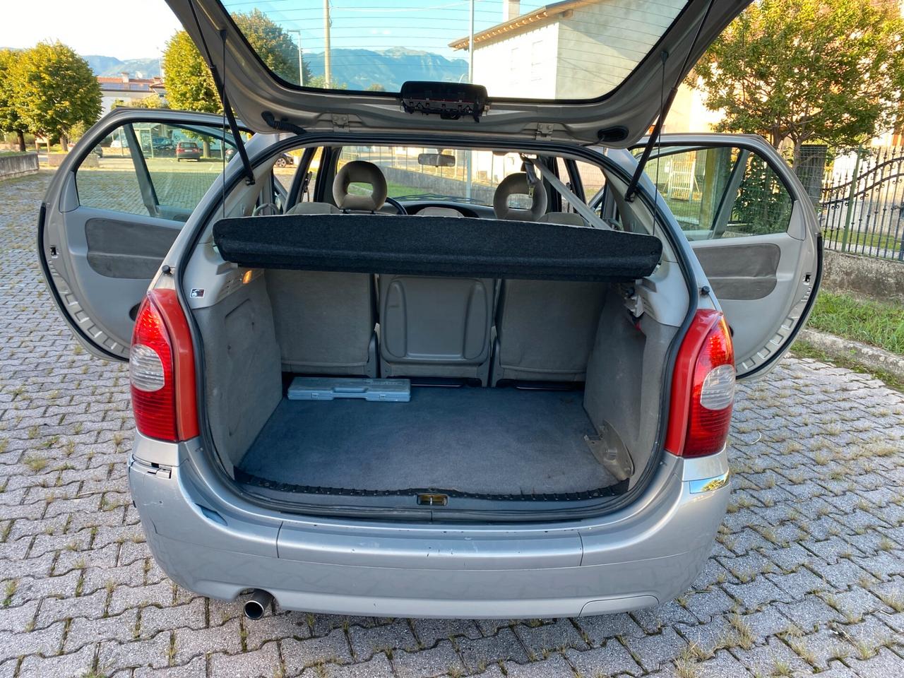 Citroen Xsara Picasso 1.8i GPL Exclusive