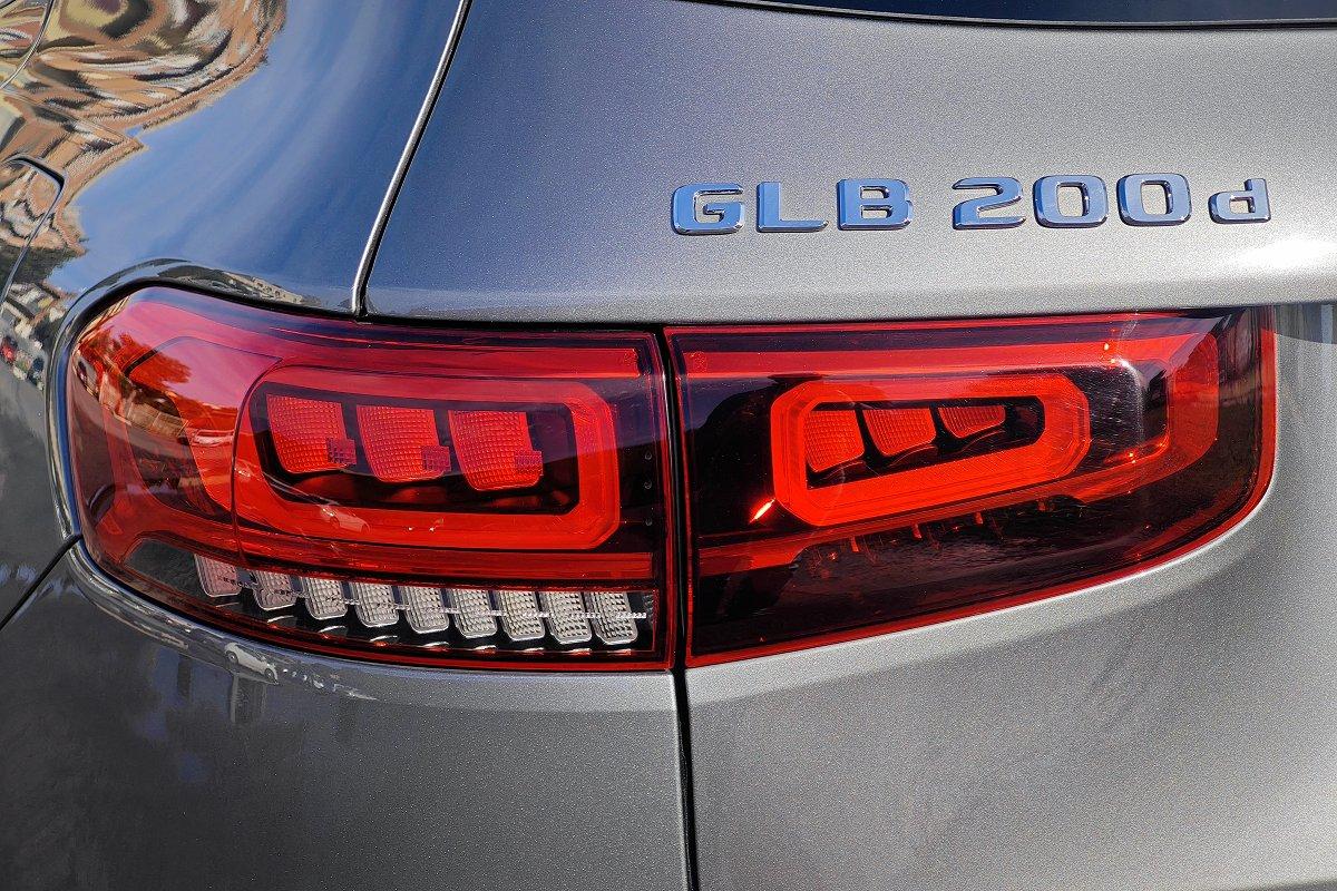 MERCEDES GLB 200 d Automatic Premium