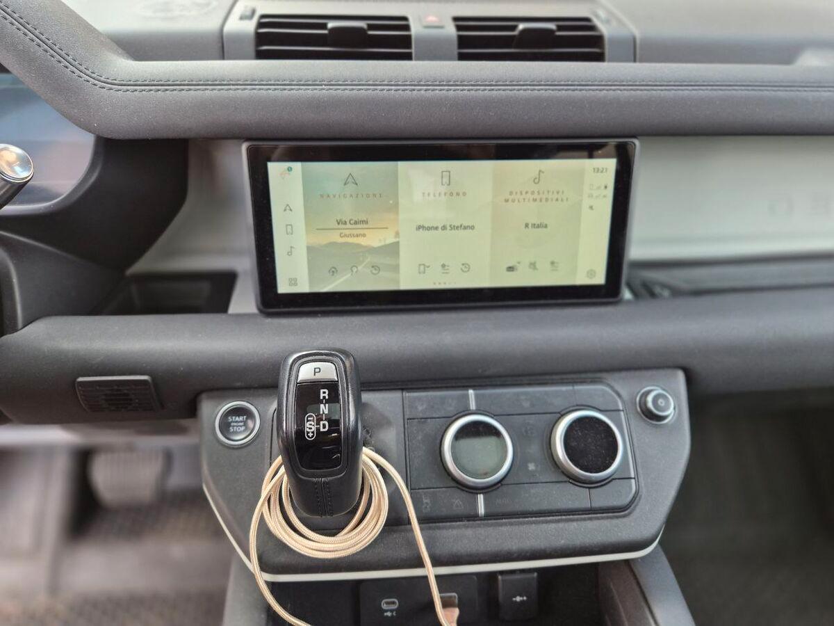 Land Rover Defender 90 3.0d i6 mhev X-Dynamic SE awd 200cv auto