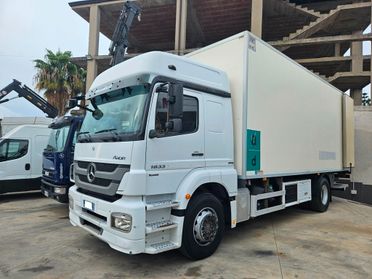 MERCEDES AXOR 1833 FRIGO CON PEDANA-2011