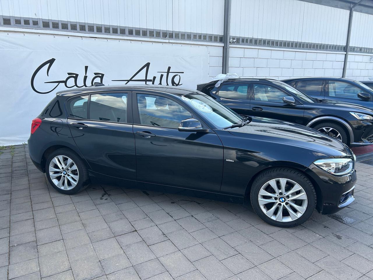 Bmw 116 116d 5p. Urban