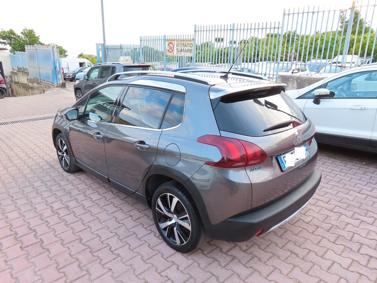 Peugeot 2008 1.6 HDI NAVI -CAMERA EURO 6 115.000 KM CERT