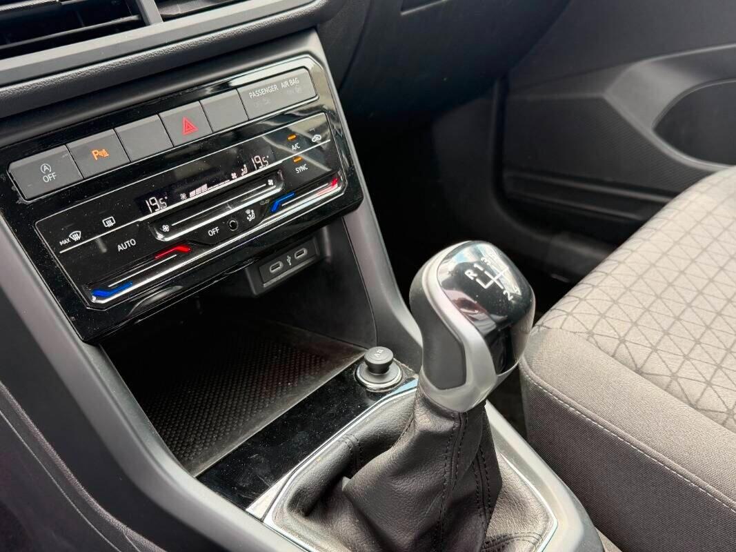 Volkswagen T-Cross 1.0 TSI 110 CV DSG Sport