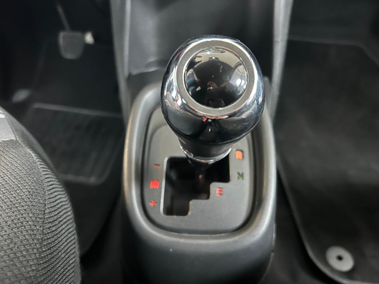 Peugeot 108 VTi 68 5 porte Allure AUTOMATICA