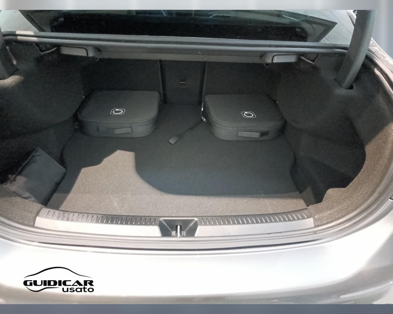Mercedes-Benz Classe A - V177 2023 - A 250 e phev AMG Line Advanced Plus auto