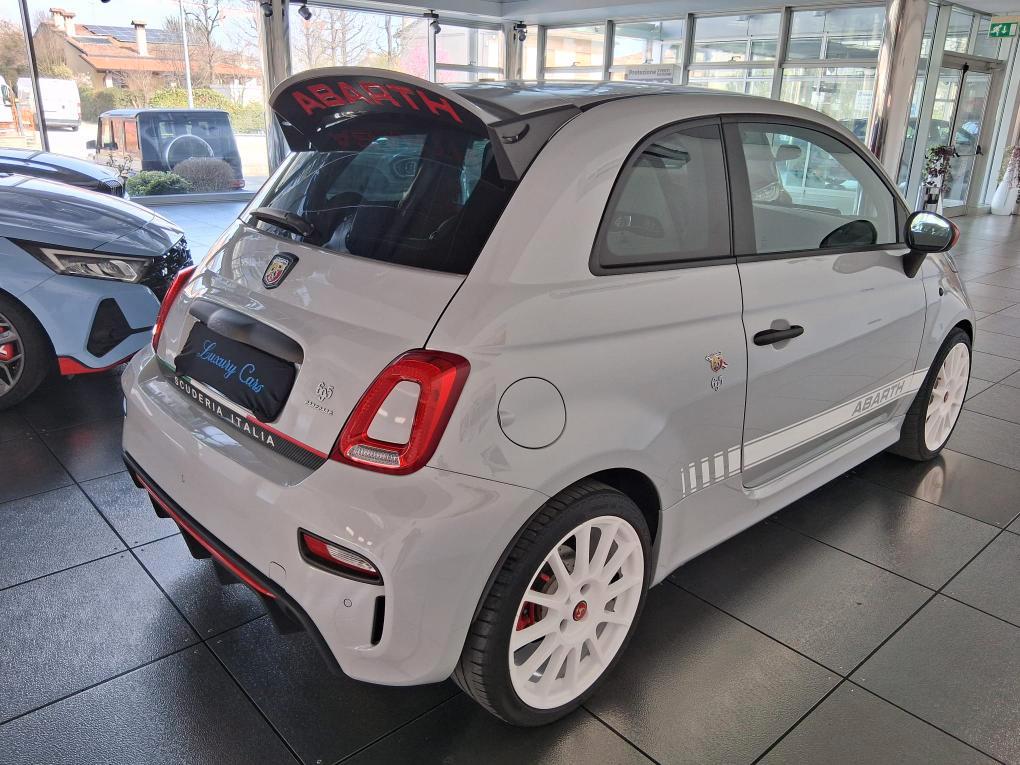 ABARTH 695 1.4 TURBO T-JET ESSEESSE 180 CV