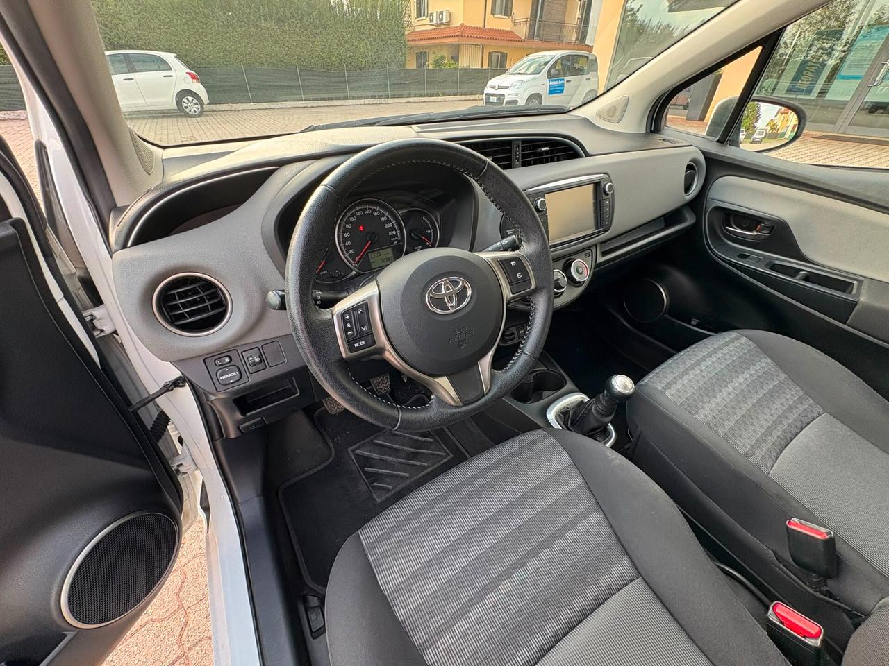 TOYOTA YARIS 1.0 BENZINA KM 72.382 SI A NEOPATENTATI