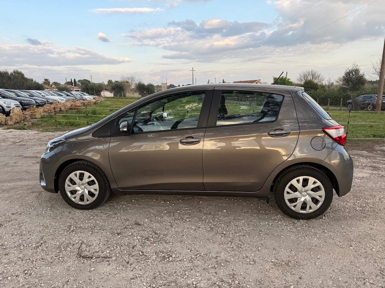 Toyota Yaris 1.5 Hybrid 5 porte Active