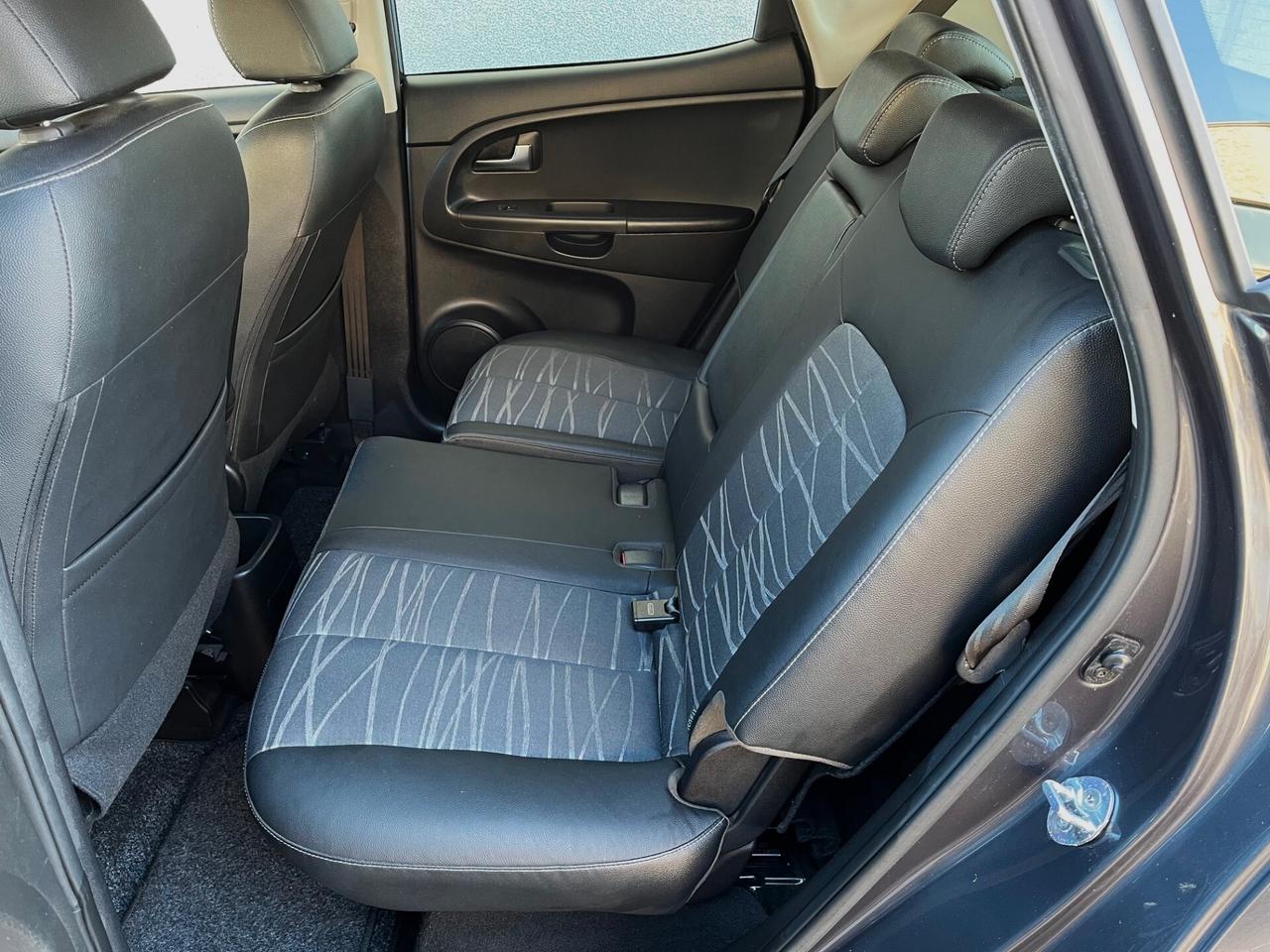 Kia Venga 1.4 EcoGPL Cool FULL OPTIONAL