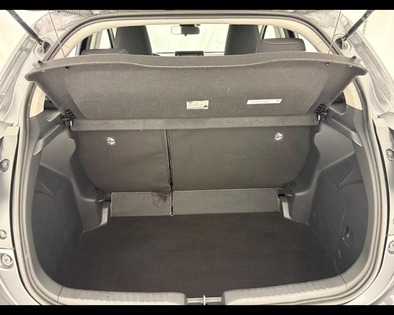 TOYOTA Yaris 1.0 Active