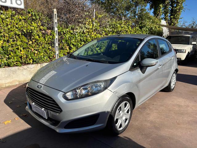 FORD Fiesta 1.5 TDCi 75CV 5 porte Black & White Edition