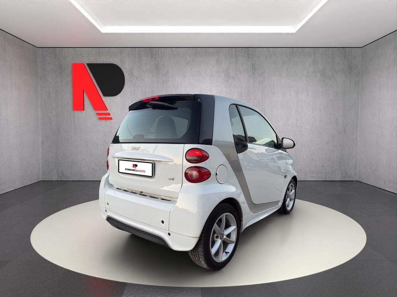 Smart ForTwo 800 40 kW coupé passion cdi