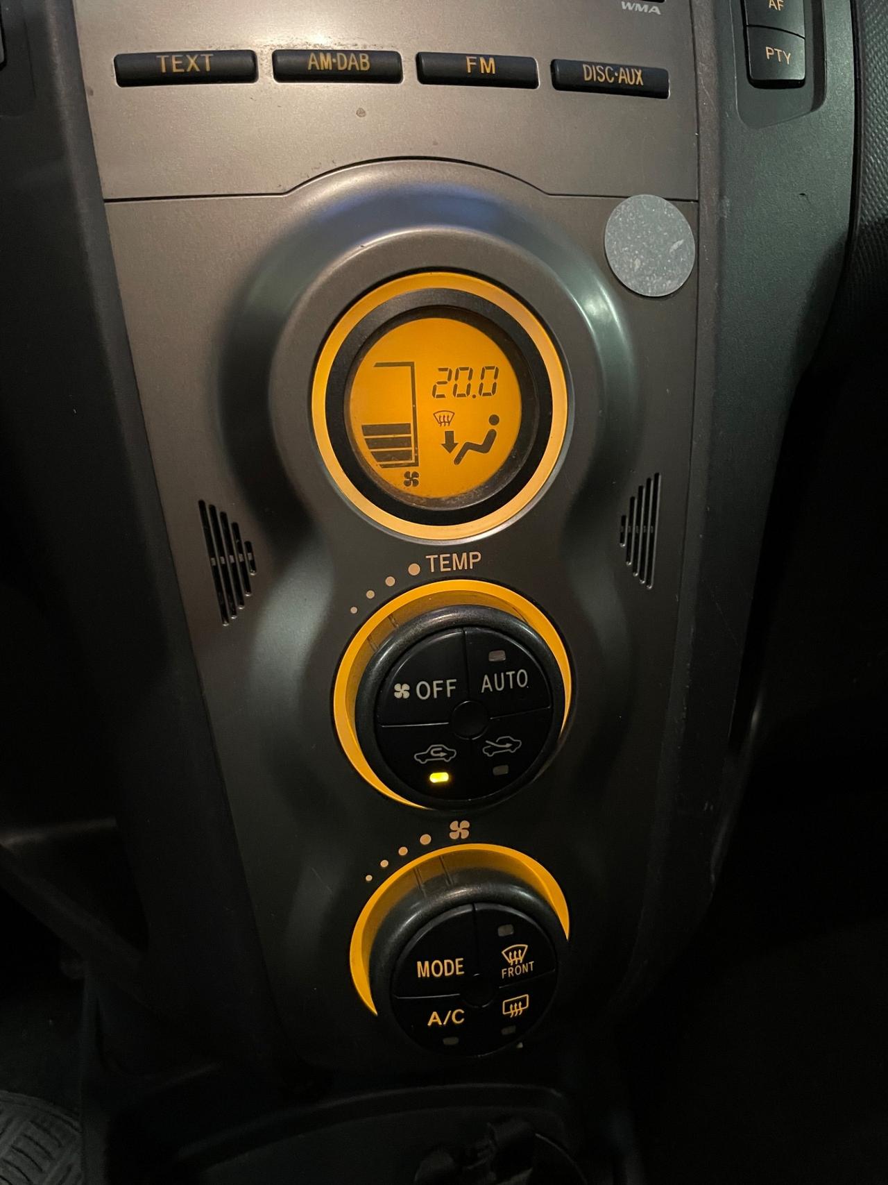 Toyota Yaris 1.0 Neopatentati Euro 5