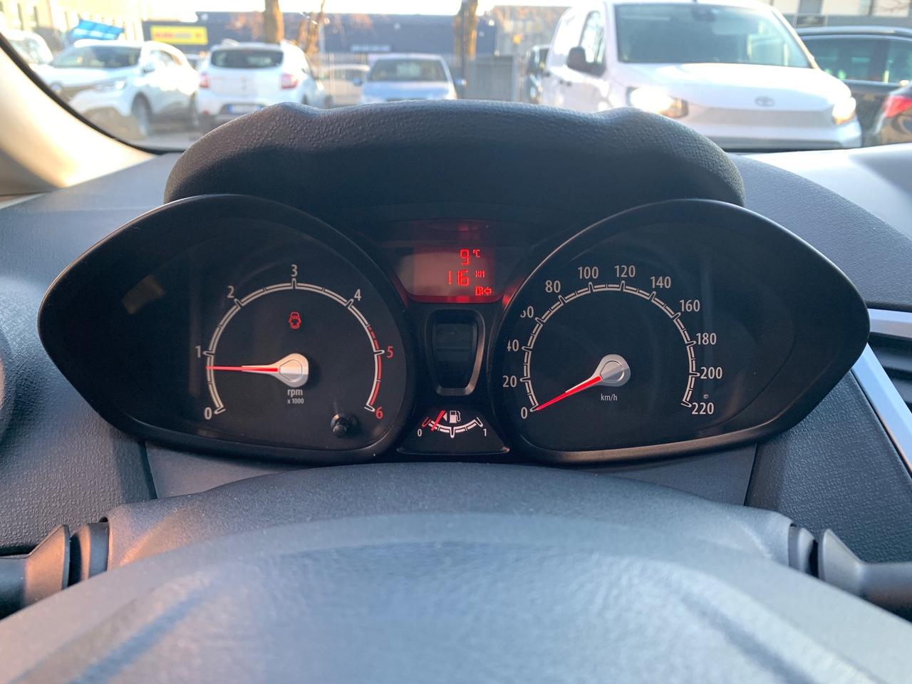 Ford Fiesta 1.4 TDCi 70CV 5 porte