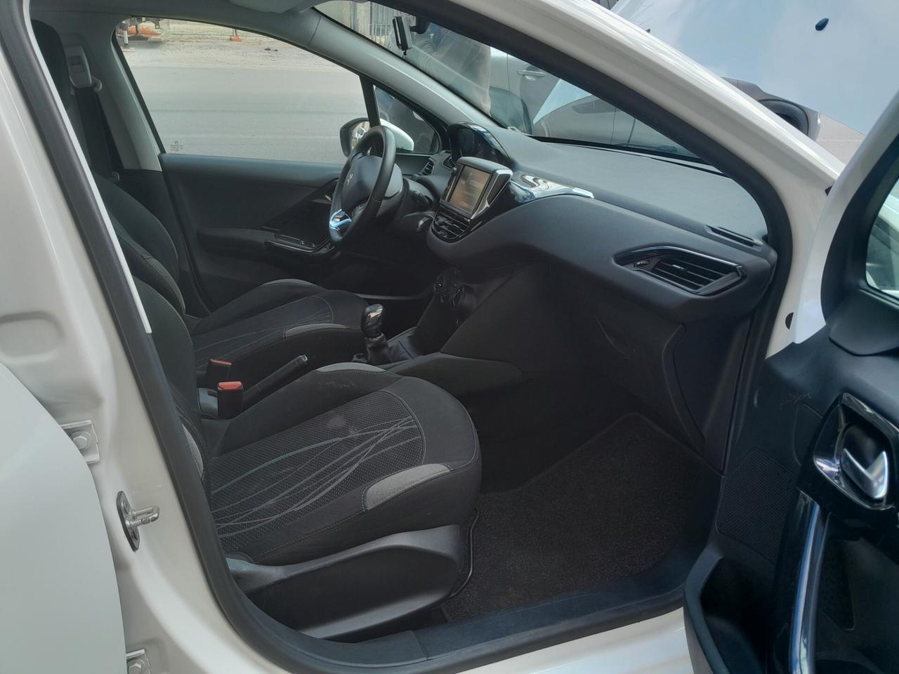 Peugeot 208 PureTech 82 5 porte Active