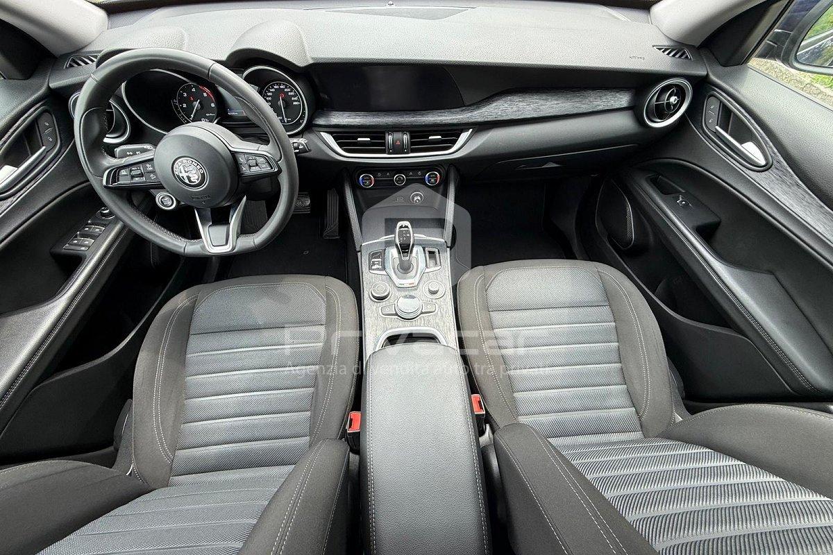 ALFA ROMEO Stelvio 2.2 Turbodiesel 160 CV AT8 RWD Business