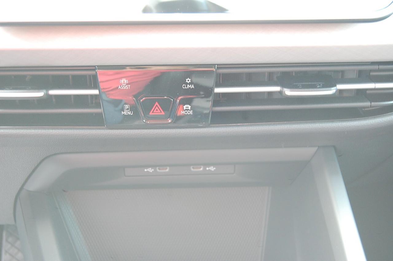 Volkswagen Golf 1.5 TSI eHybrid DSG Edition Plus 204cv