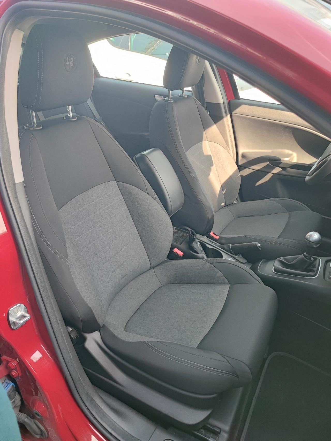 Alfa Romeo Giulietta 1.4 Turbo 120 CV GPL Super